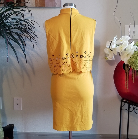 Boohoo Yellow Dress Size 10 - Picture 2 of 3